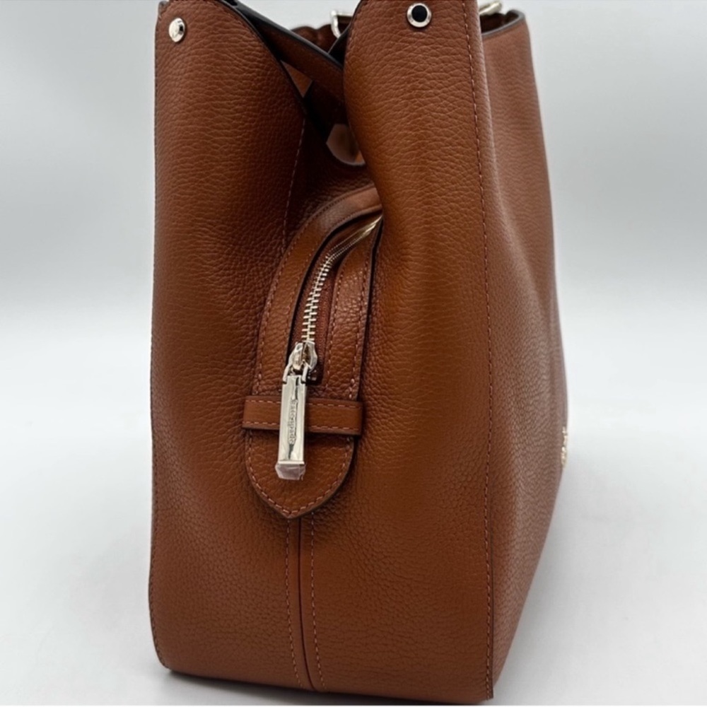 Kate Spade Medium Triple Compartment
Shoulder Bag Brown - Picture 3 of 10